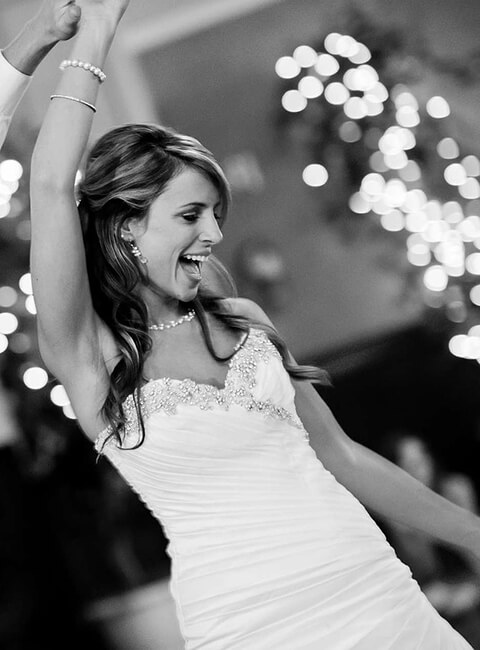 Contact The Trout Inn to book your wedding